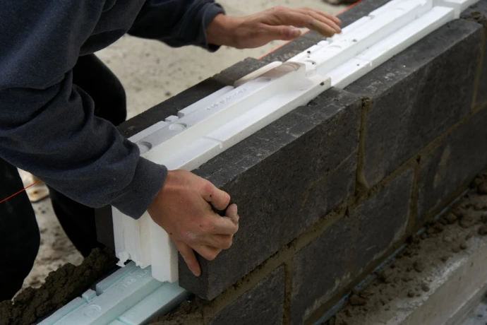 bloc Isobloc ZÉRO maçonnerie isolée béton sans ciment